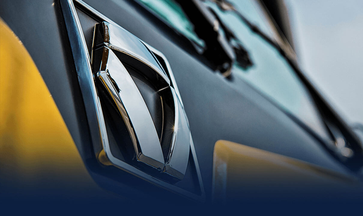 八十載砥礪前行！