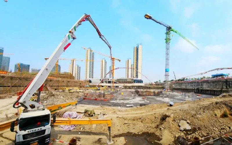 徐工泵車“團(tuán)建”珠海橫琴科學(xué)城！