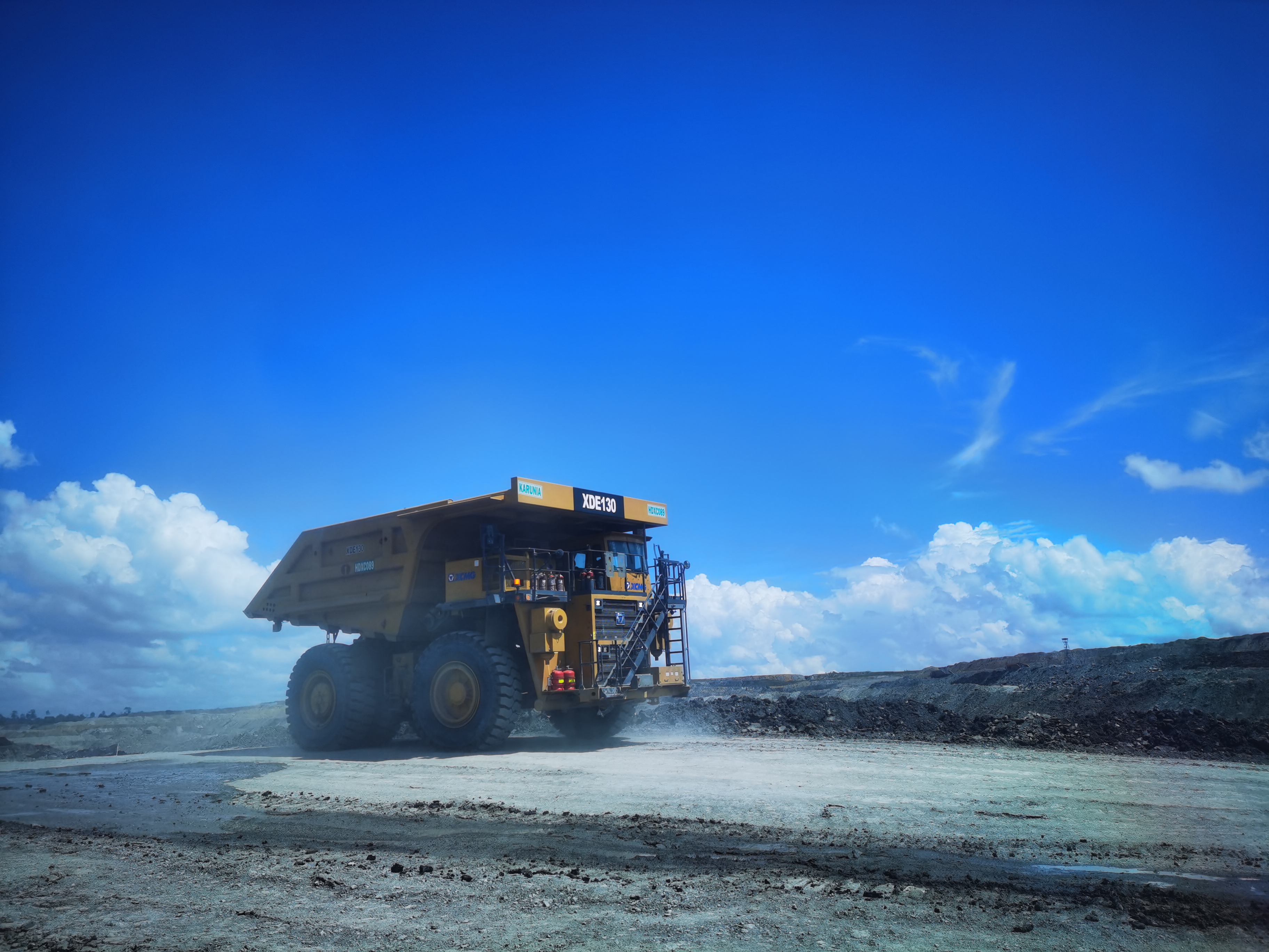 礦業(yè)報國，效率傳奇！徐工礦山機械100臺+扎根高原