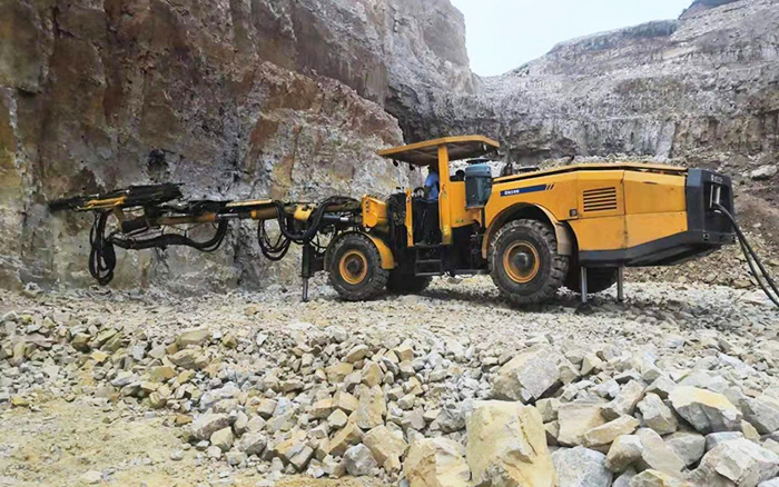 “化水為電”，徐工鑿巖臺車提速水電站擴機工程