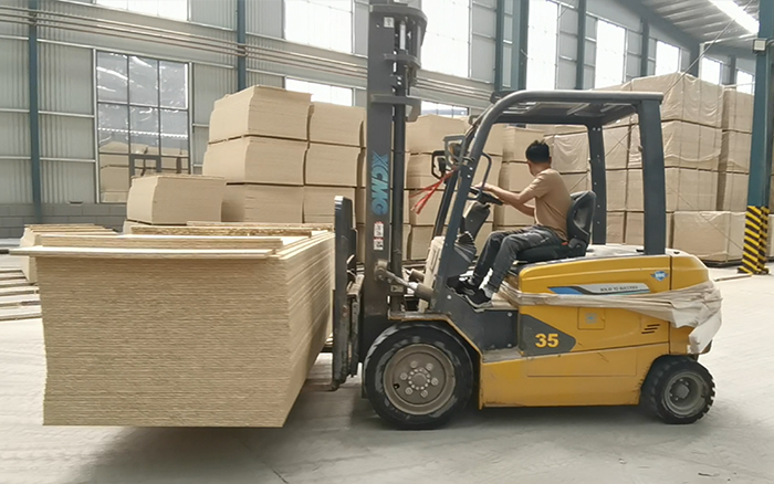 徐工鯤鵬，板材行業(yè)的強(qiáng)大助力