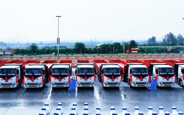 百臺交付，千臺簽約！200臺徐工新能源純電動重卡奔赴河南