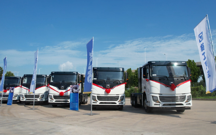 “零碳助手”再出發(fā)！徐工新能源成套化設(shè)備交付濟南