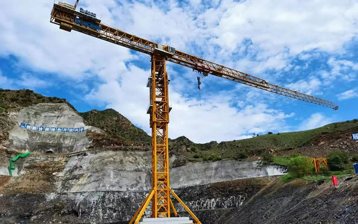 建個(gè)超大“充電寶”，徐工“鋼鐵巨人”正式上崗！