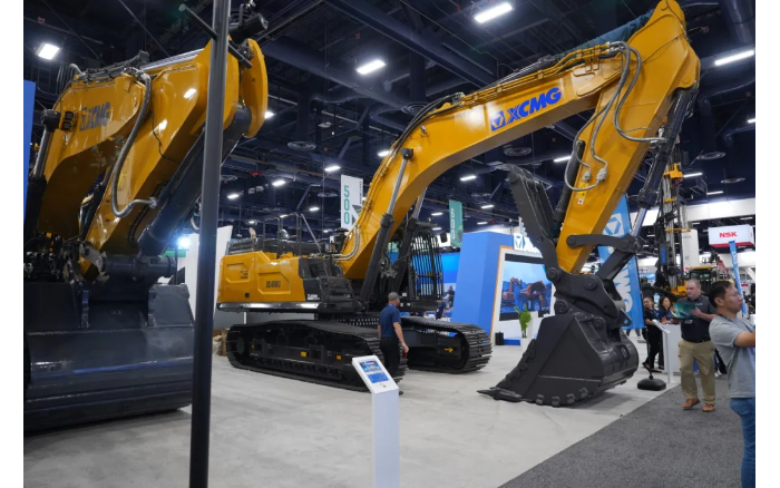 高端引領(lǐng) 共繪礦業(yè)藍(lán)圖！徐工礦山機械精彩亮相美國礦業(yè)展