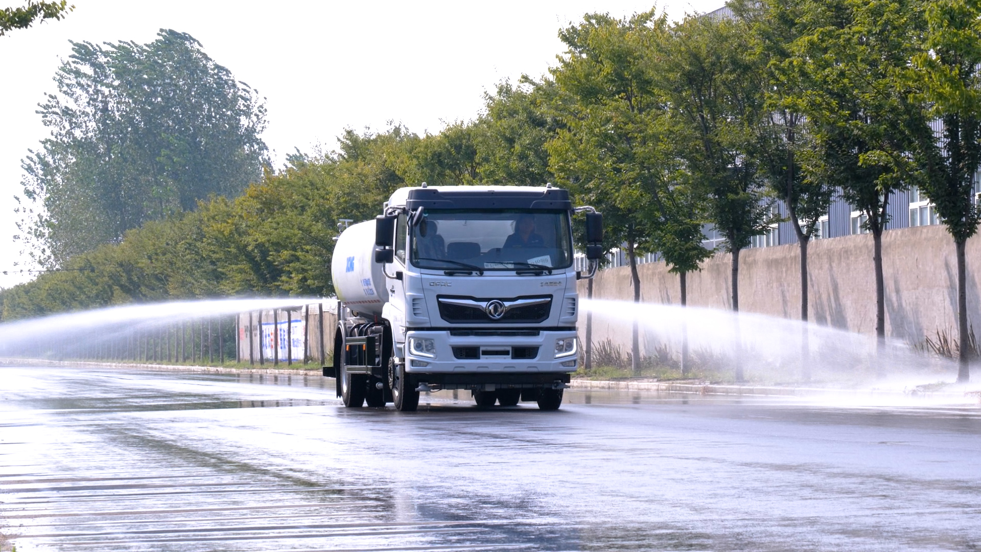 泰酷辣！徐工助力湖北天門城市綠化