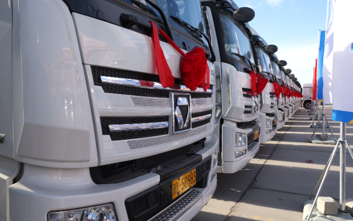 低碳先鋒！徐工天然氣牽引車(chē)批量交付西北客戶