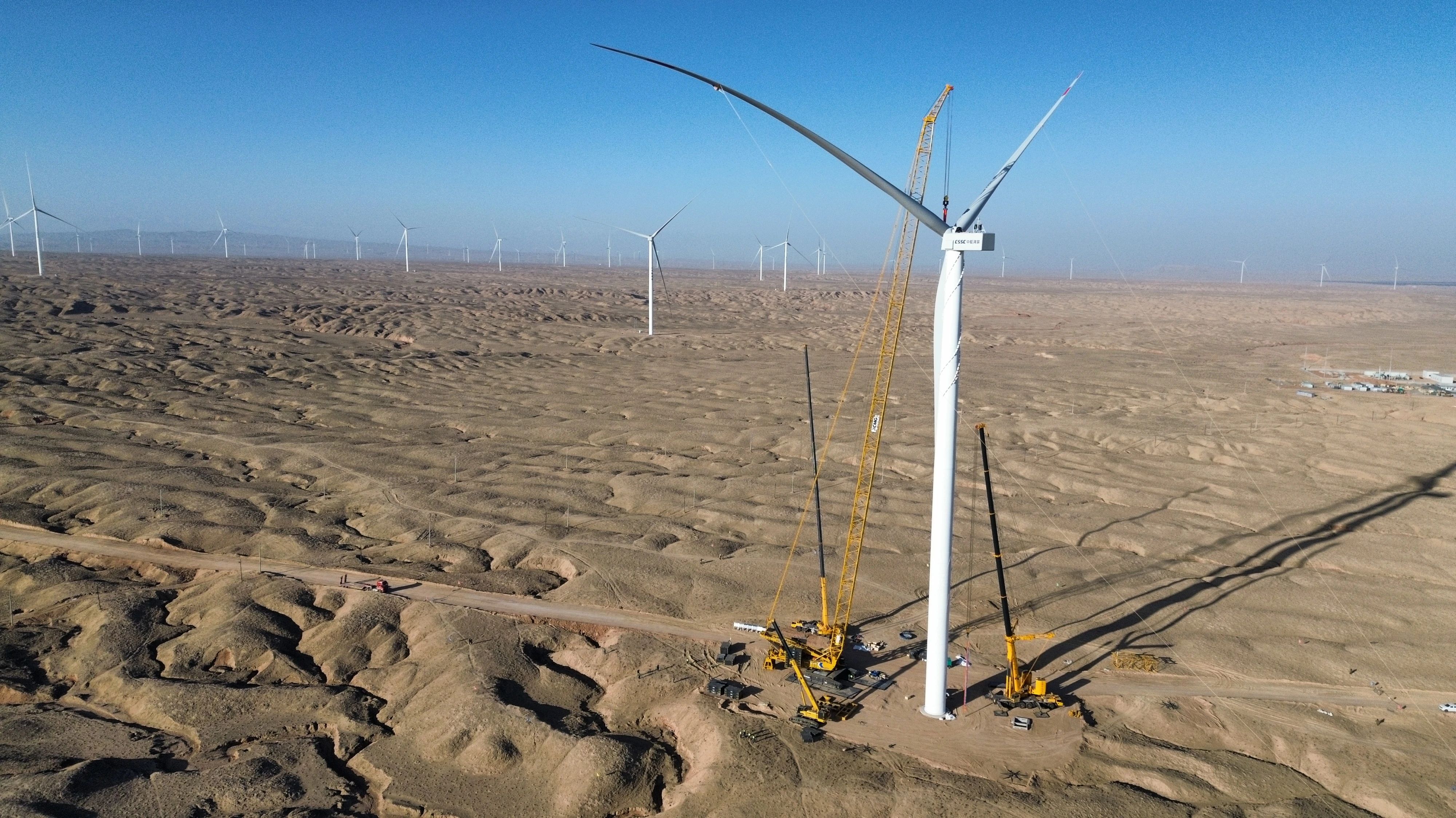 零誤差！XLC18000M助力10萬千瓦風(fēng)力發(fā)電項目首臺風(fēng)機(jī)成功吊裝