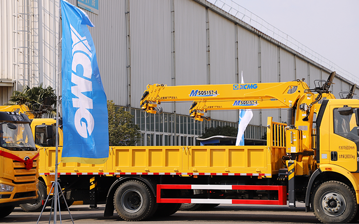 助力城市建設(shè)新征程！徐工隨車起重機(jī)M SQS157-4批量發(fā)車 