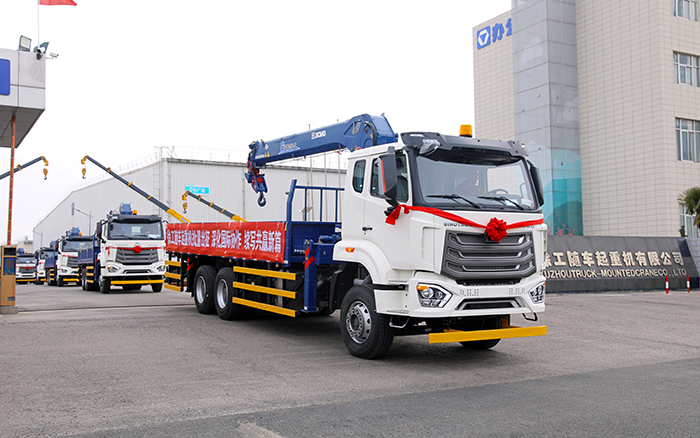 徐工SQS250隨車起重機(jī)批量發(fā)車，助力 “一帶一路” 沿線基建騰飛