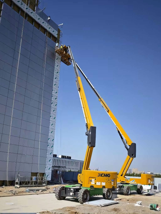 智慧物流中心外立面零碳施工，徐工XGS28ACK-Li成綠色施工密鑰