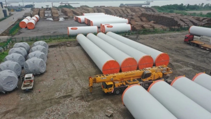 空間太?。吭谙滦旃2代可變支腿，百?lài)嵥苍诟劭凇胺€(wěn)運(yùn)”！