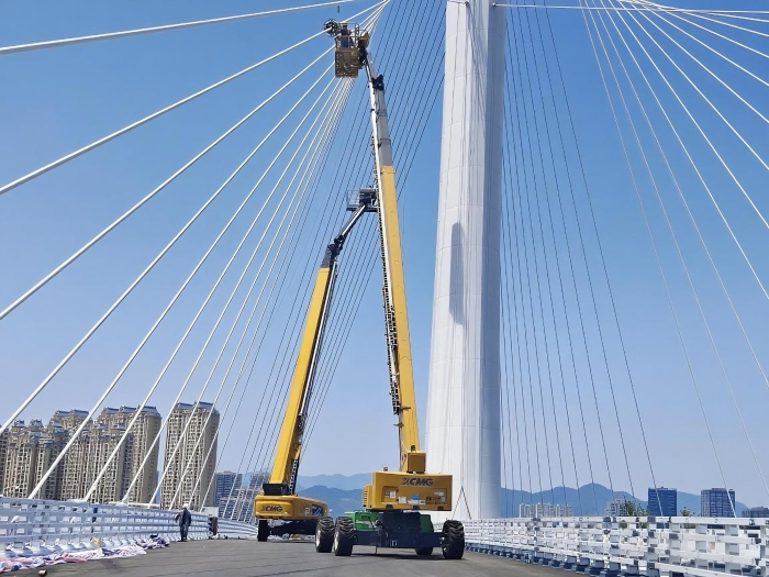 穩(wěn)如磐石！XGS70K毫米級守護博士大橋“生命線”！