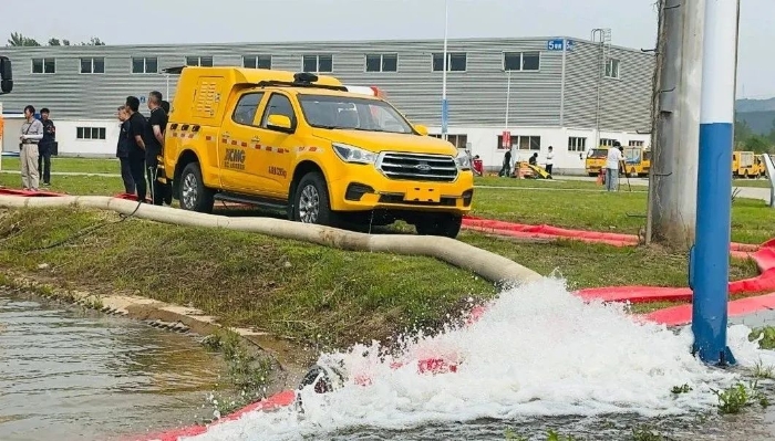 聚焦“大安全大應急”，徐工參加防汛搶險實戰(zhàn)演練