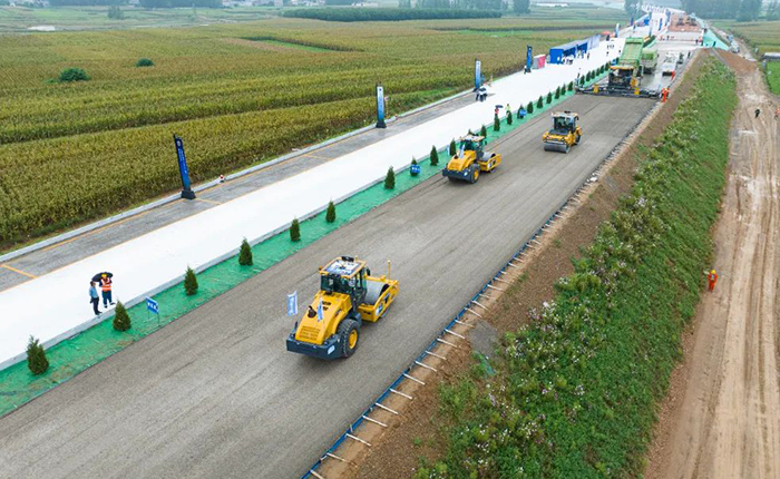 全場景智慧賦能，徐工水穩(wěn)層施工更便捷、更精準！