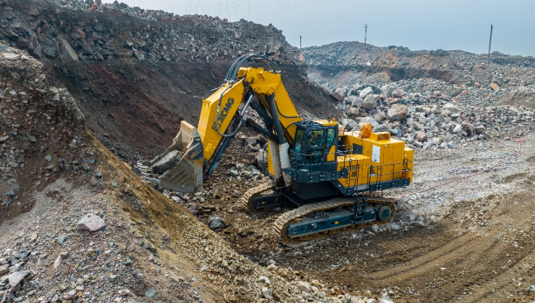 徐工XE1350E挖掘機批量交付東南大區(qū)