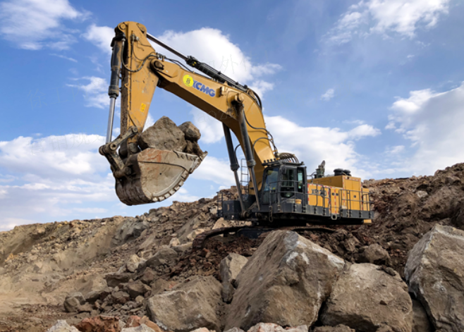 超級客戶再突破！徐工超大噸位礦用挖掘機征戰(zhàn)內(nèi)蒙