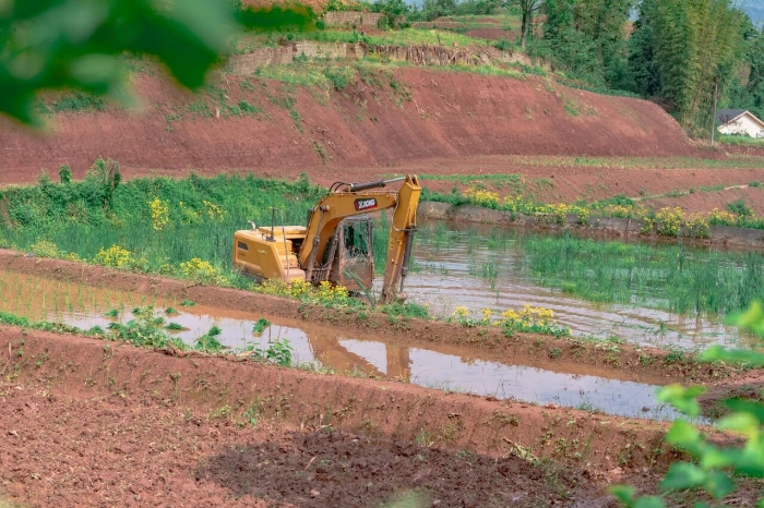 建設(shè)“巴渝糧倉”，徐工挖機(jī)我在行（h&aacute;ng）！