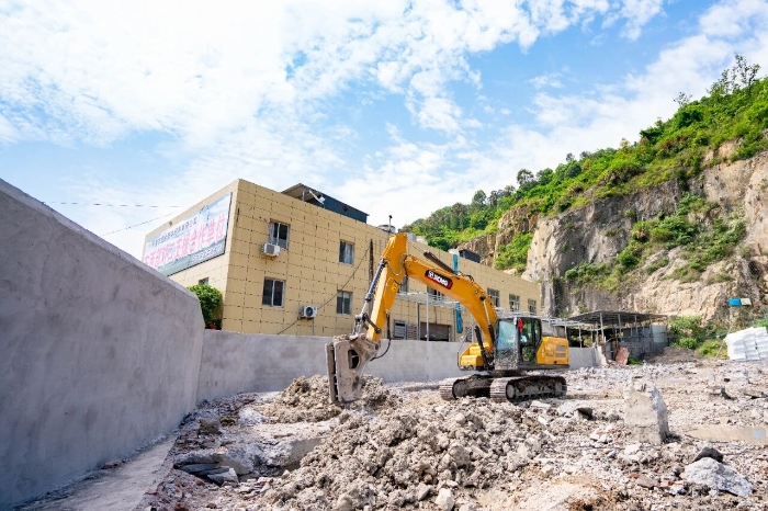 從修理工轉(zhuǎn)型當(dāng)老板，徐工XE200GA“閉眼入”！