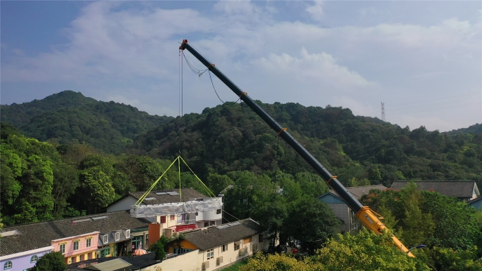 46米跨距吊3天！徐工G2代四橋130噸“闖入”影視圈！