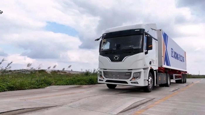 “雙11”呼喚“當(dāng)日達(dá)”！徐工4&times;2底充牽引車助力物流運輸！