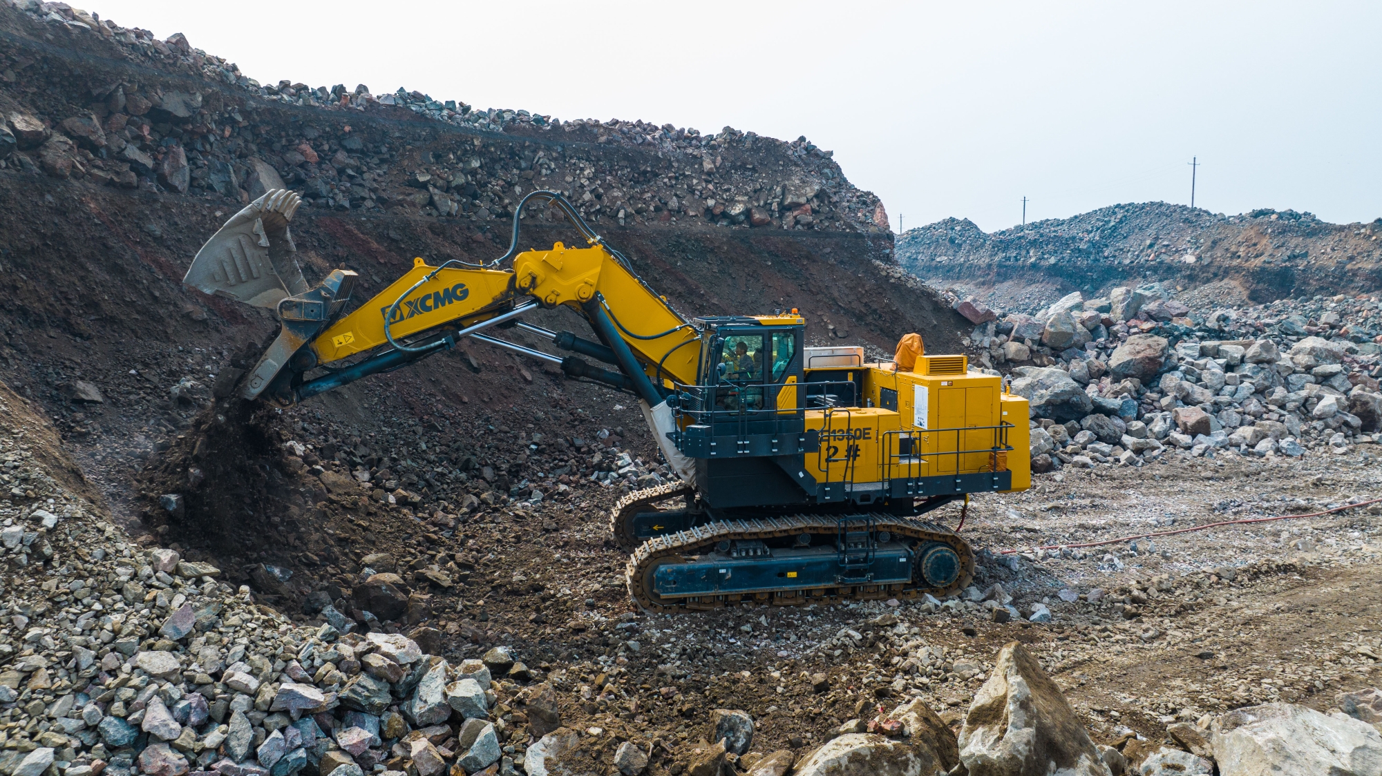 破局“硬巖+低碳”雙難題，徐工純電礦挖XE1350E贏得河北鐵礦客戶信賴